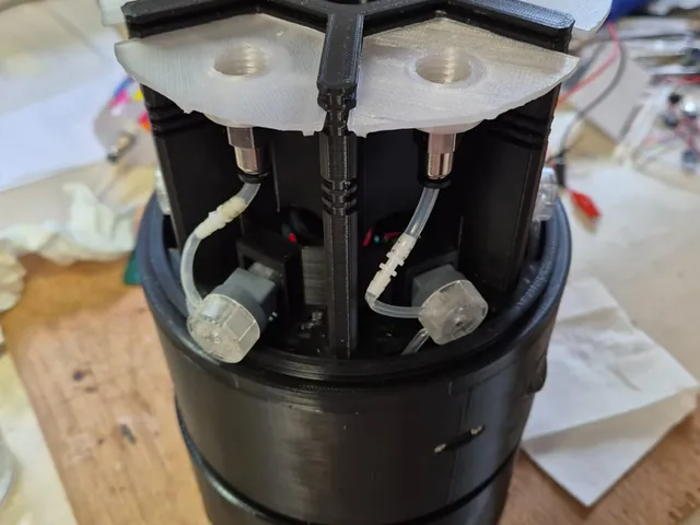 The sensor manifold and tubing inside the monitor